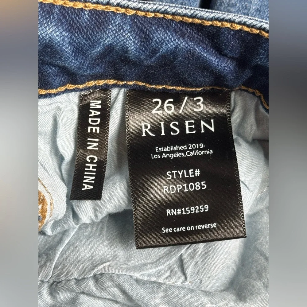 RISEN Medium Wash 26/3 Slight Distress Raw Hem Straight Leg RDP1085 Ankle - Picture 7 of 8